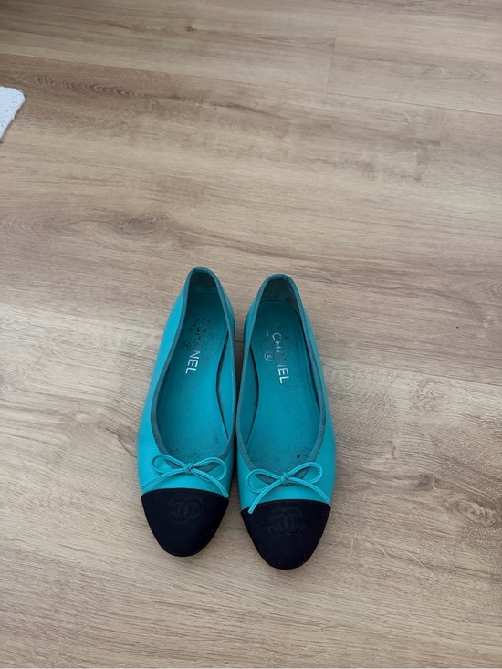CHANEL Shoes - CHANEL Turquoise and Black Cap-Toe Ballet Flats